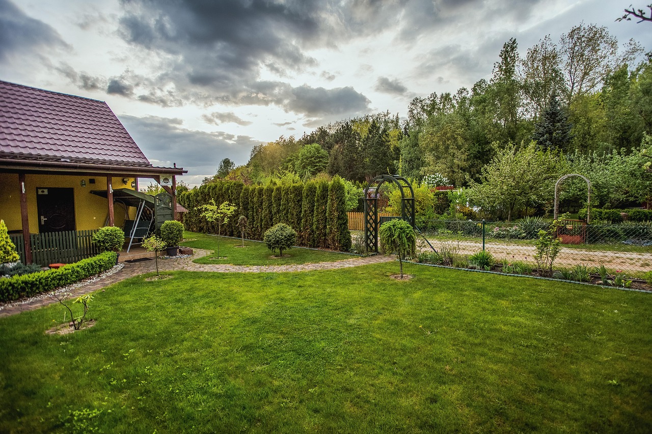 Jak urządzić działkę ROD w Warszawie – Pomysły i inspiracje